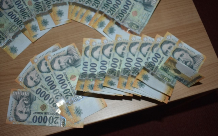 Barátja szüleit lopta meg egy 22 éves férfi