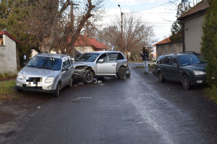 Drog hatása alatt vezetett, 8 migránst akart Ausztriába juttatni