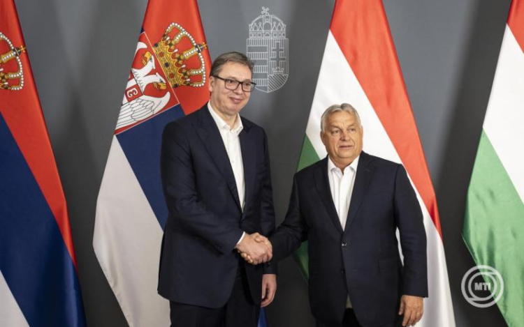 Orbán Viktor Szerbia elnökével tárgyalt