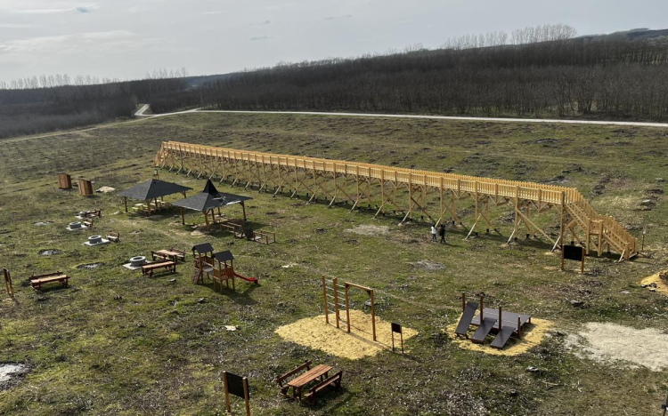 Magyarországon nyomoznak a nyírmártonfalvai lombkoronasétány ügyében