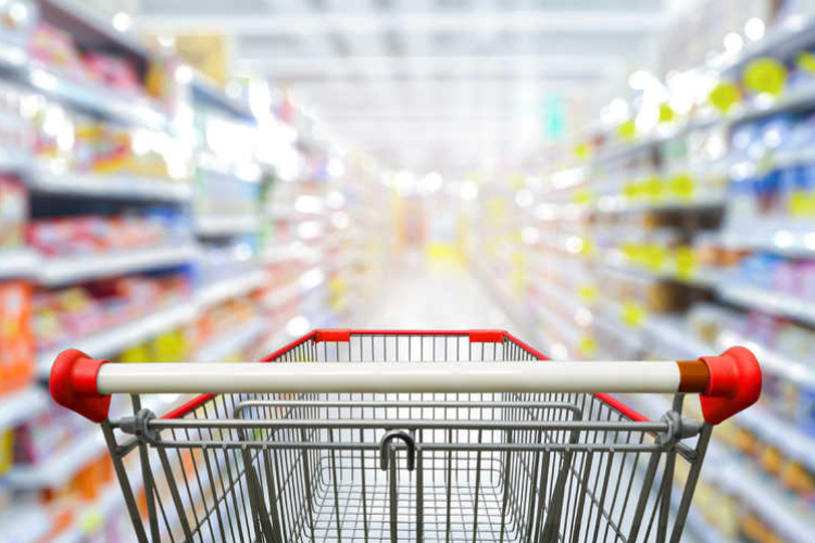 A kormány szerint a kereskedők elkezdték csökkenti az árakat