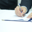 Mosonmagyaróvári sportcsarnok támogatói szerződésének aláírására