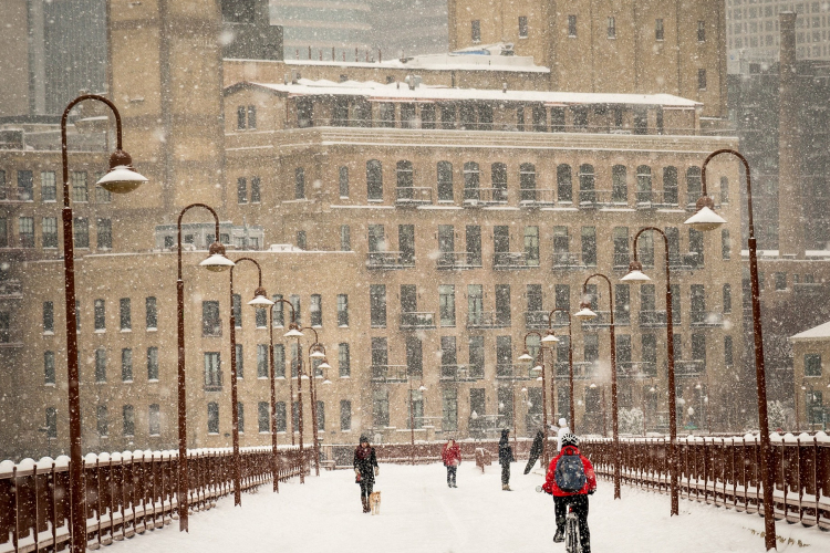 Tornádók, hó- és szélviharok az Egyesült Államok középső részén - többen eltűntek, lakóházak rongálódtak meg