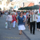 Felvonulás a Trianoni kereszthez (Fotó: Nagy Mária)