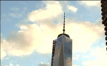 Őrizetbe vettek négy bázisugrót a New York-i One World Trade Centerről való leugrásért