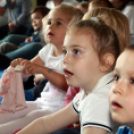 Gyerekhét a Pillangó Óvodában és Mini Bölcsődében, a Mesekocsi Színház előadása