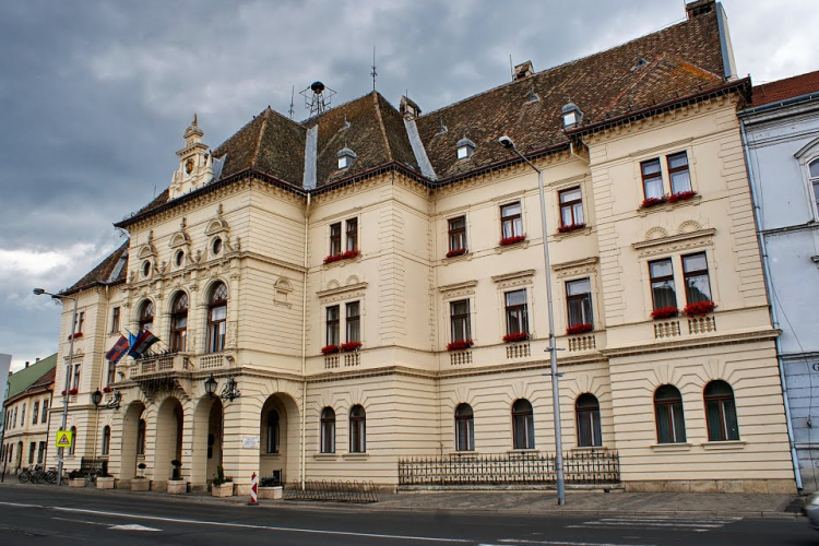 Meghívó közmeghallgatásra