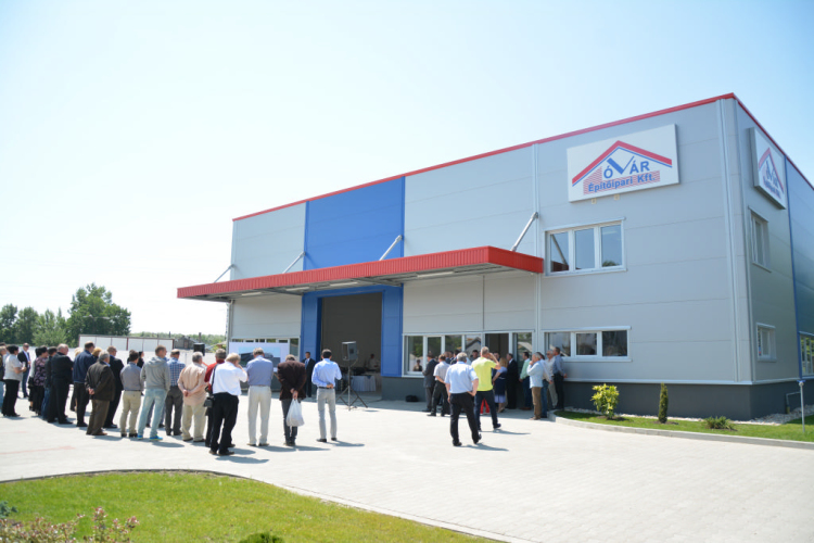 Óvár Építőipari Kft. csarnok átadó (Fotó: Nagy Mária)