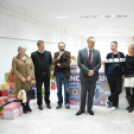 Angyalok csomagjainak átadója (Fotó: Nagy Mária)