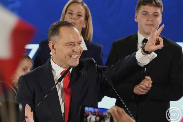 Lengyel elnökválasztás - Karol Nawrocki nyert a végeredmények szerint