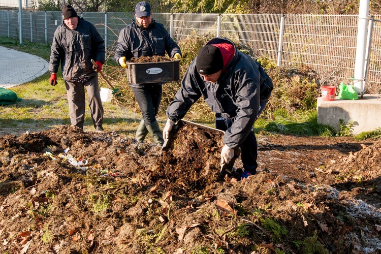 Helyben komposztálja a növényi hulladékot a Nolato