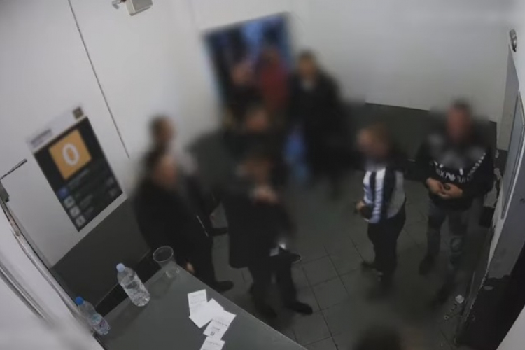 Többször is lőtt egy verekedő, többeket elfogtak - VIDEÓ