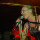 Anna And The Barbies -A Faházban