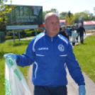 Az MKC SE és az MTE 1904 csapata is csatlakozott a Teszedd! önkéntes szemétszedő akciójához (Fotó: Bánhegyi István)