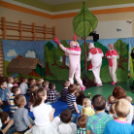 Gyerekhét a Pillangó Óvodában és Mini Bölcsődében, a Mesekocsi Színház előadása