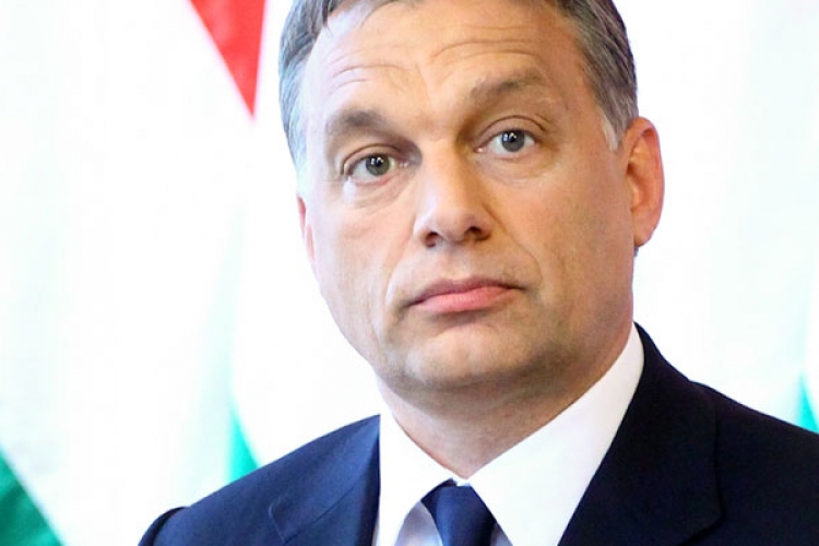 Orbán: január 1-jén léphet hatályba a fair bankokról szóló törvény