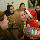 A Veszprém Barabás Duna Takarék KC kézilabda csapat a Gyerekek Átmeneti Otthonában (Fotó: Nagy Mária)