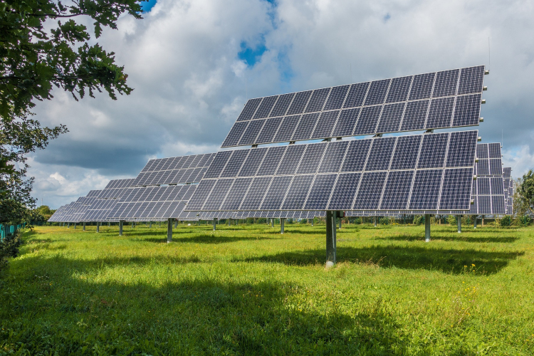 MEKH: júliusban is nőtt a napenergiából termelt villamos energia mennyisége