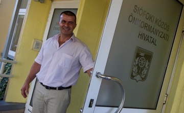 Rendőri erősítést kért a hétvégékre Siófok polgármestere