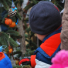 Karácsonyfát díszítettek az óvodások (Fotó: Nagy Mária)