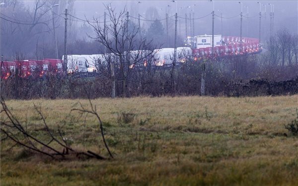 Útlezárások - Közútkezelő: egyelőre nincsenek nagyobb fennakadások