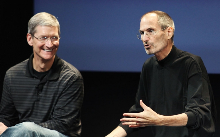 A haldokló Steve Jobs nem engedte, hogy Tim Cook a májdonora legyen