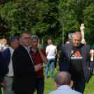 Faültetés az Idősök otthonában