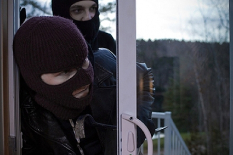 Ellopták hitelezőjük pénzét