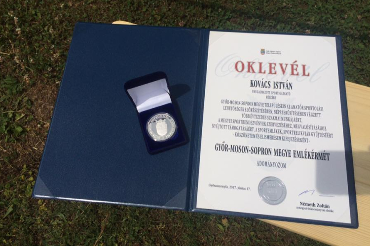 Megyei kitüntetések