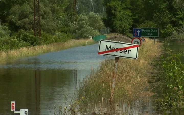 Lassú apadás Mecsérnél