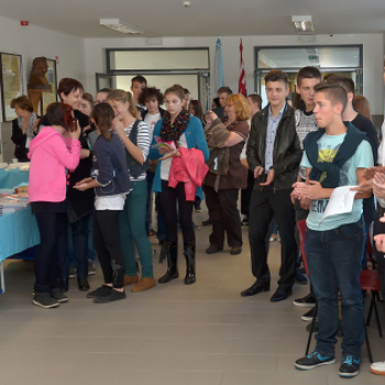 '56-os kaszinó, Rendhagyó történelmi vetélkedő, a Hunyadi Mátyás Diákmozgalomért Alapítvány szervezésében. (fotó: Horváth Attila)